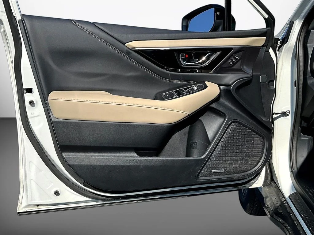 Used 2025 White Subaru Limited image 22