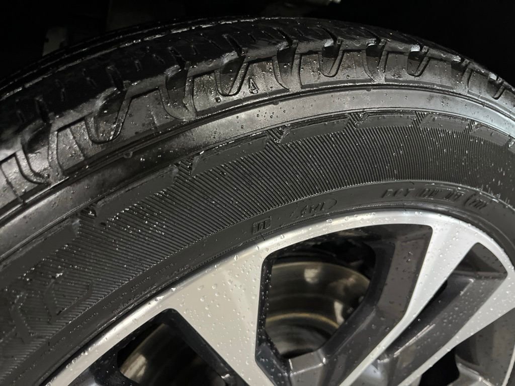 Used 2021 Silver Jeep Overland image 12