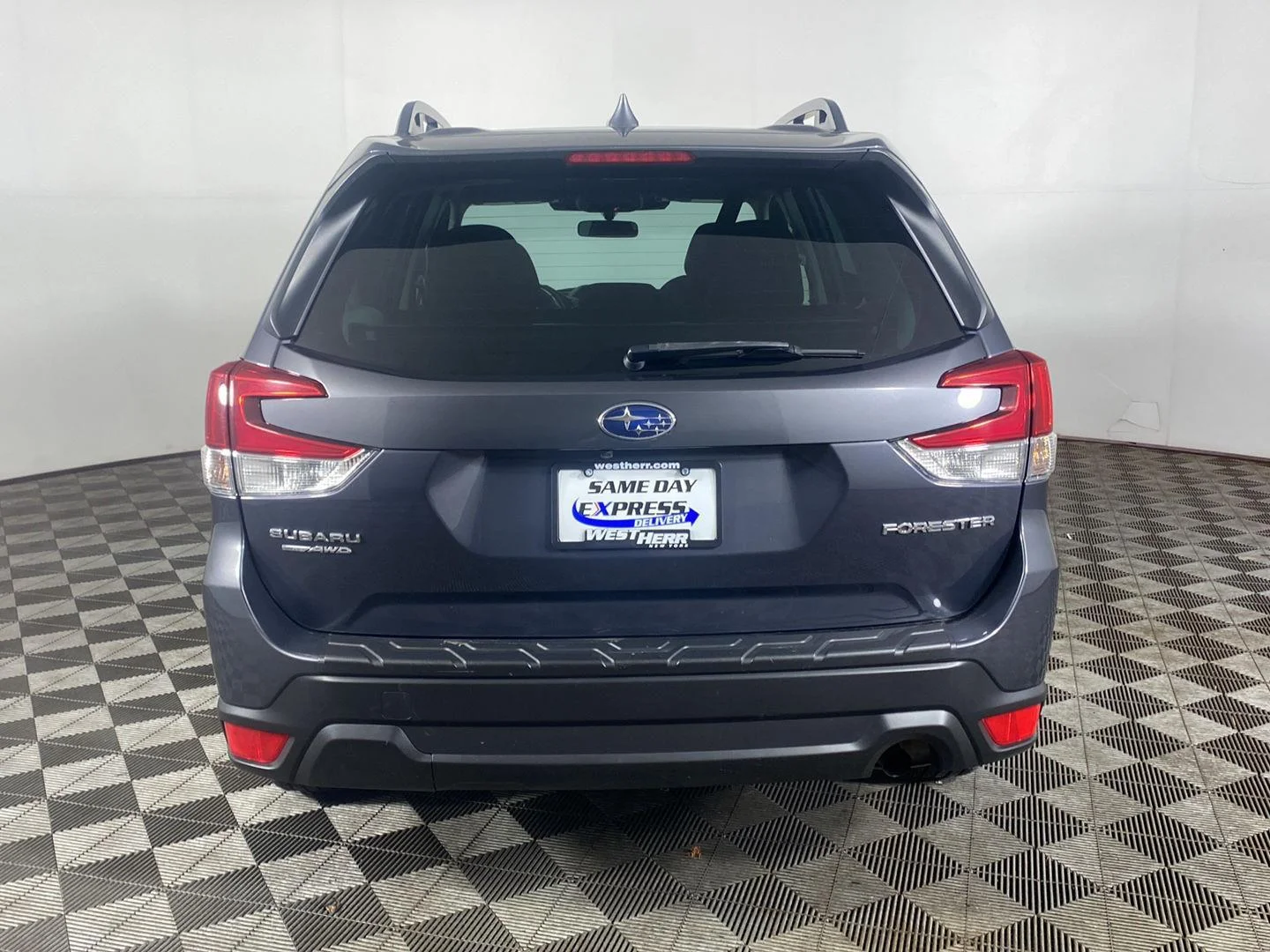 Used 2023 Magnetite Gray Metallic Subaru Premium image 6