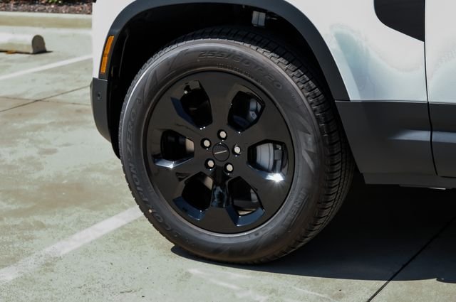 New 2026 Fuji White Land Rover S image 66