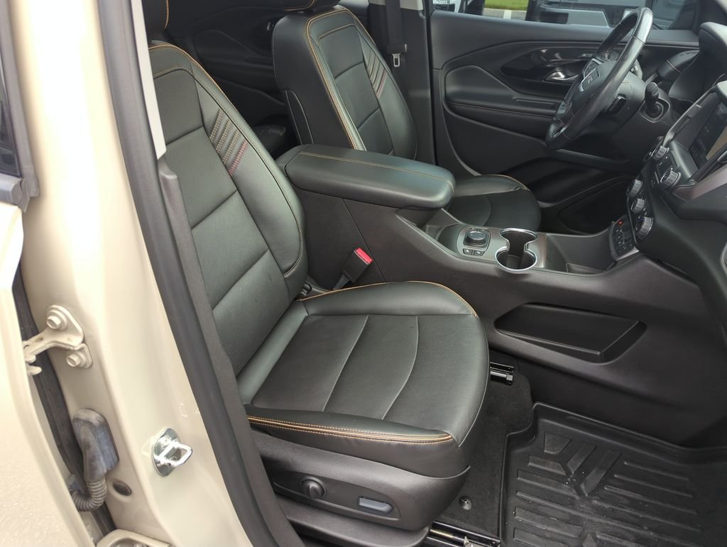 Used 2022 Beige GMC AT4 image 37