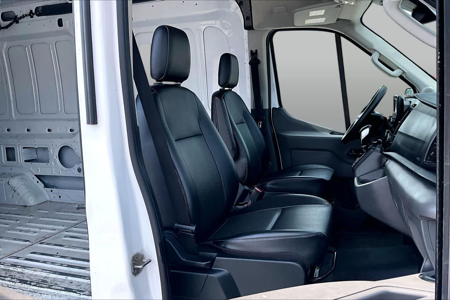 Used 2023 Oxford White Ford  image 9