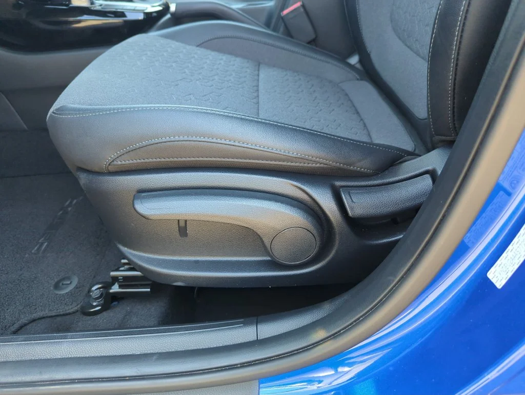 Used 2025 Blue Kia S image 13