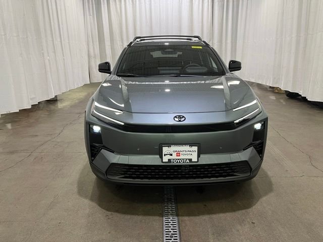 2026 Toyota C-HR SE - Photo 8
