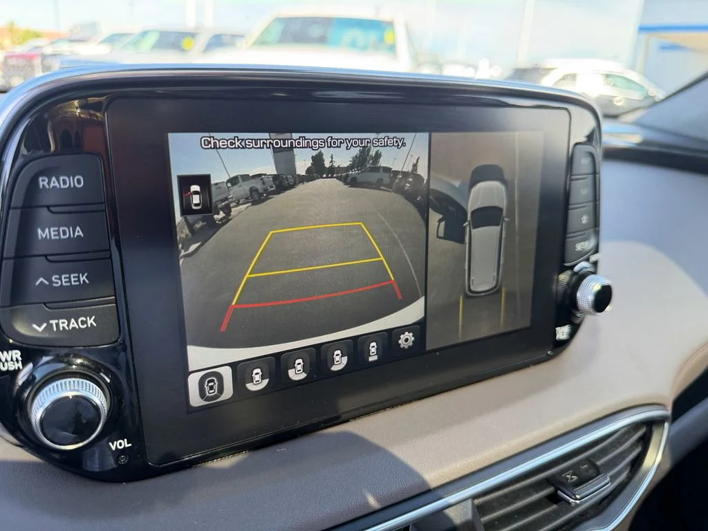Used 2020 White Hyundai Limited image 19