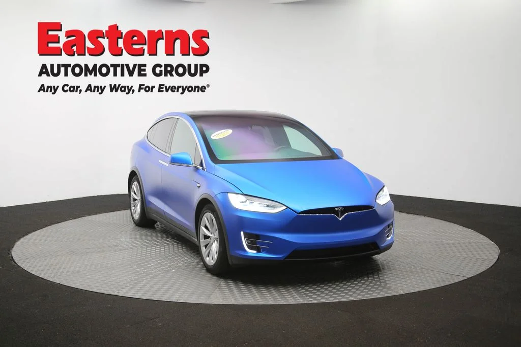 Used 2019 Blue Tesla 75D image 46