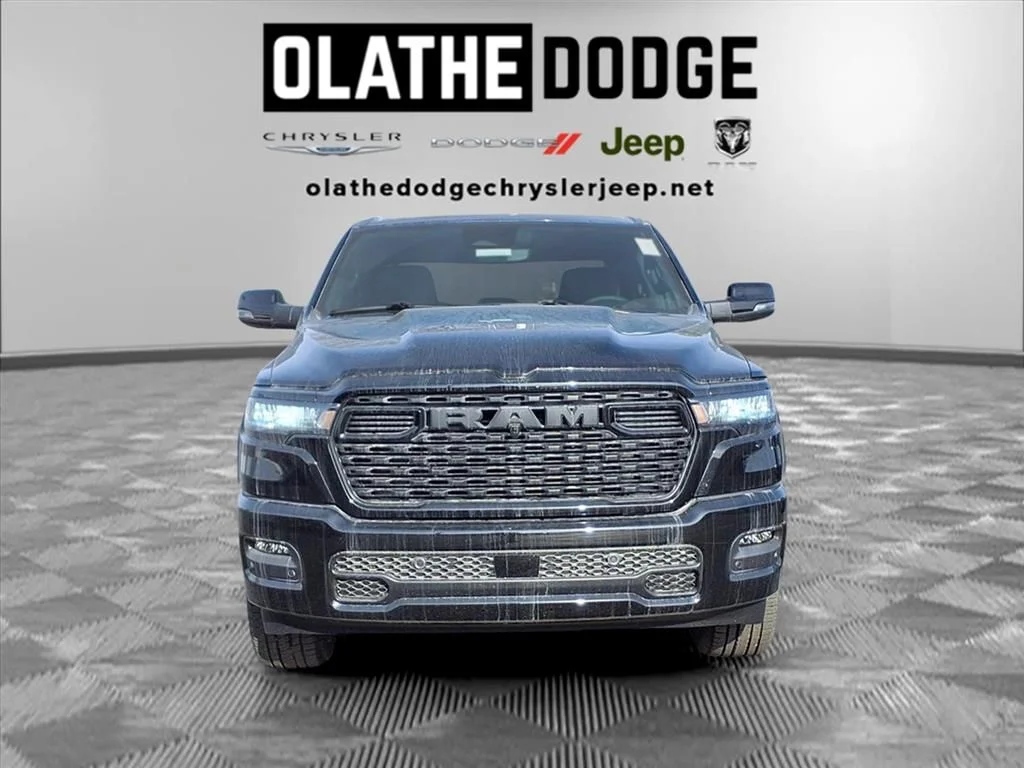 New 2026 Diamond Black Crystal Pearlcoat RAM Big Horn/Lone Star image 27