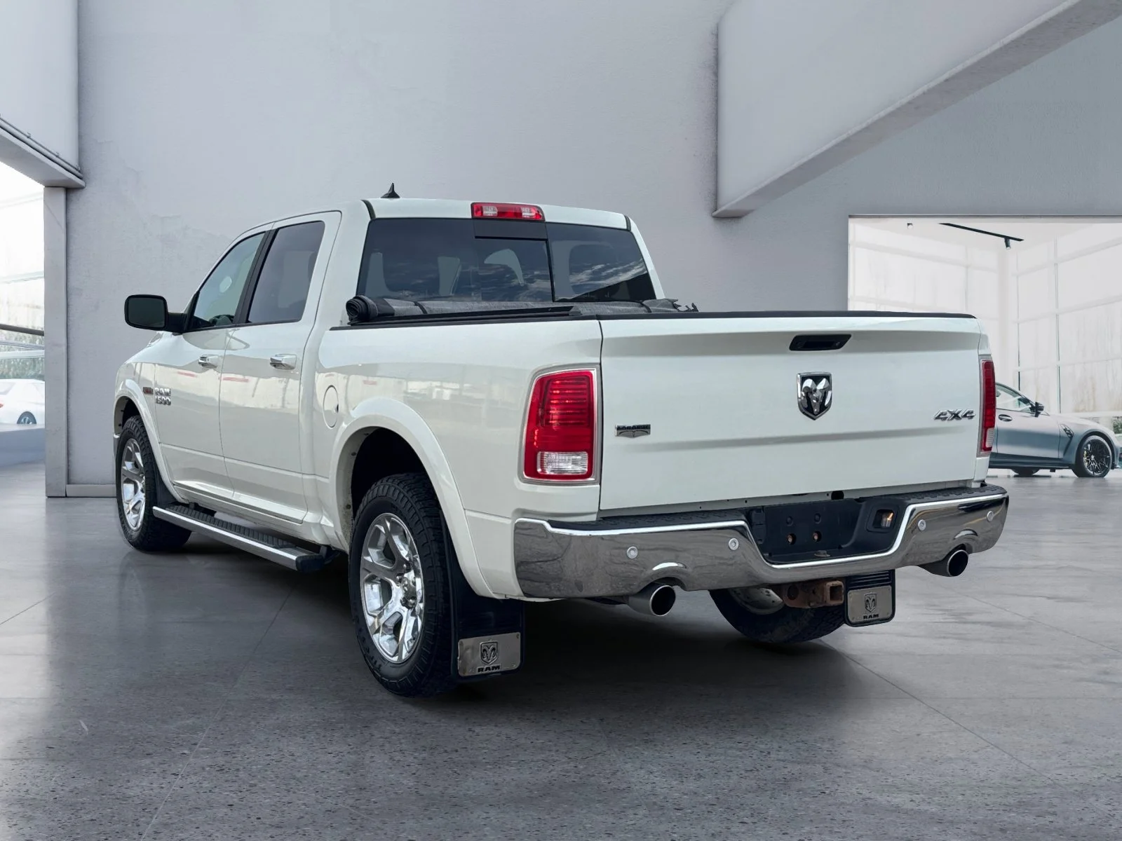 Used 2018 White Ram Laramie image 3