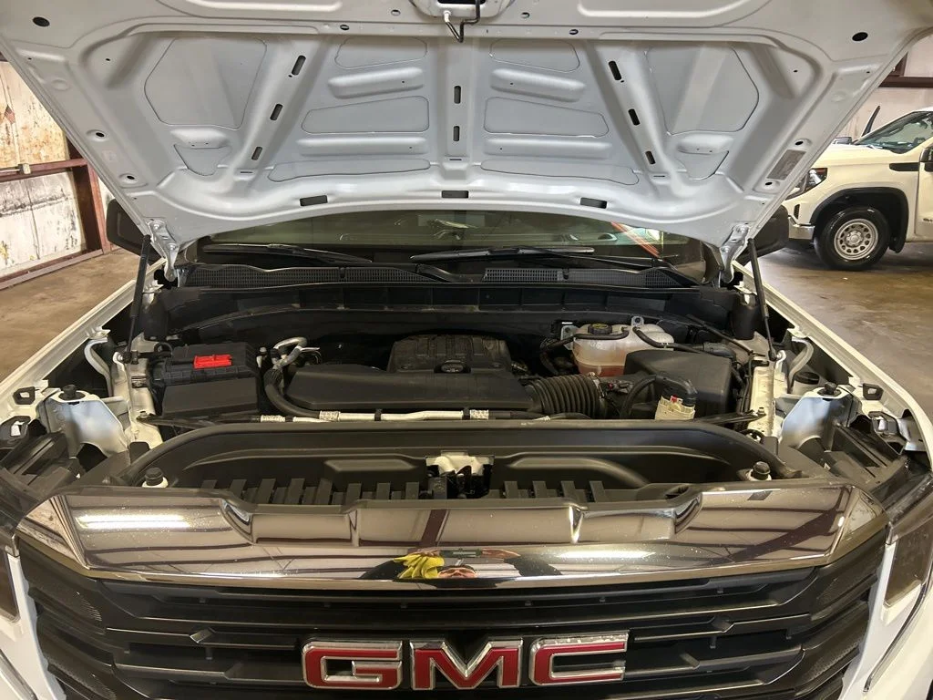 Certified Used 2024 White GMC Pro image 10