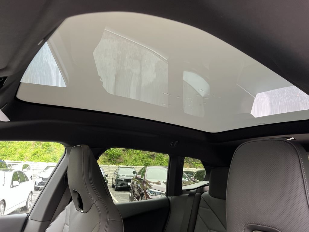 2026 BMW iX 60 - Photo 22