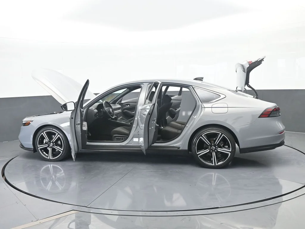 Used 2024 Urban Gray Pearl Honda Sport image 77