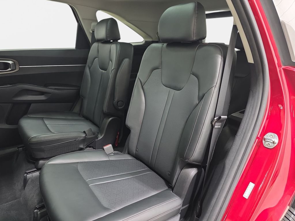 Used 2022 Passion Red Tintcoat Kia X-Line EX image 13