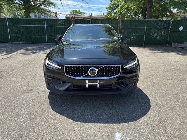 Used 2024 Black Volvo Ultimate image 8