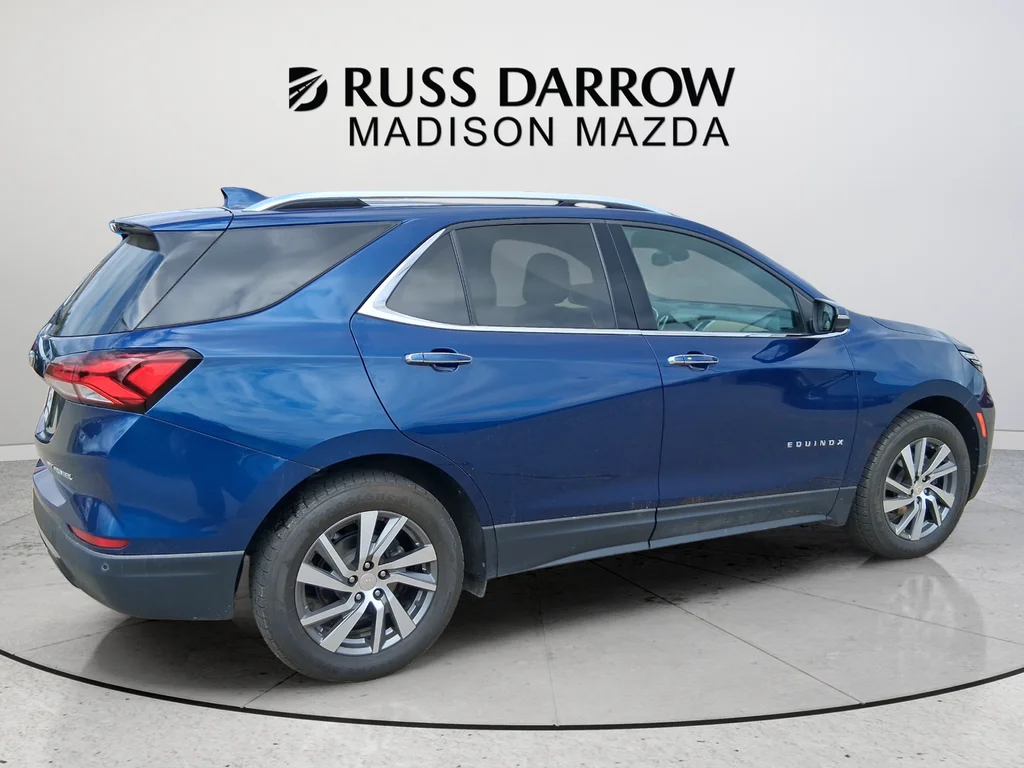 Used 2022 Blue Chevrolet Premier image 5