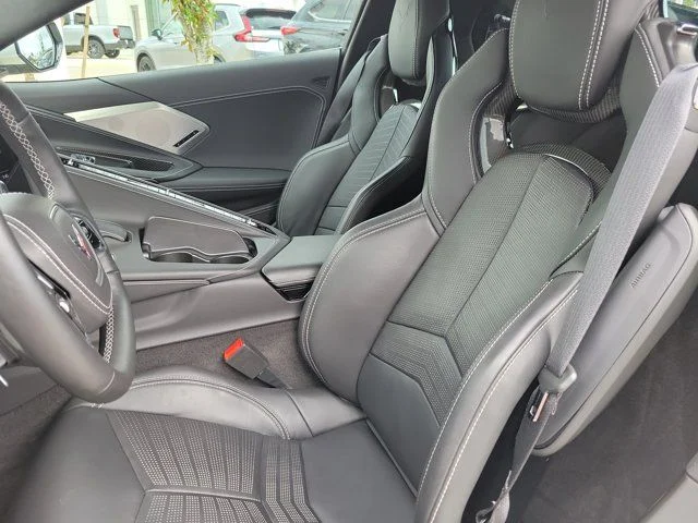 2022 Chevrolet Corvette 3LT - Photo 13