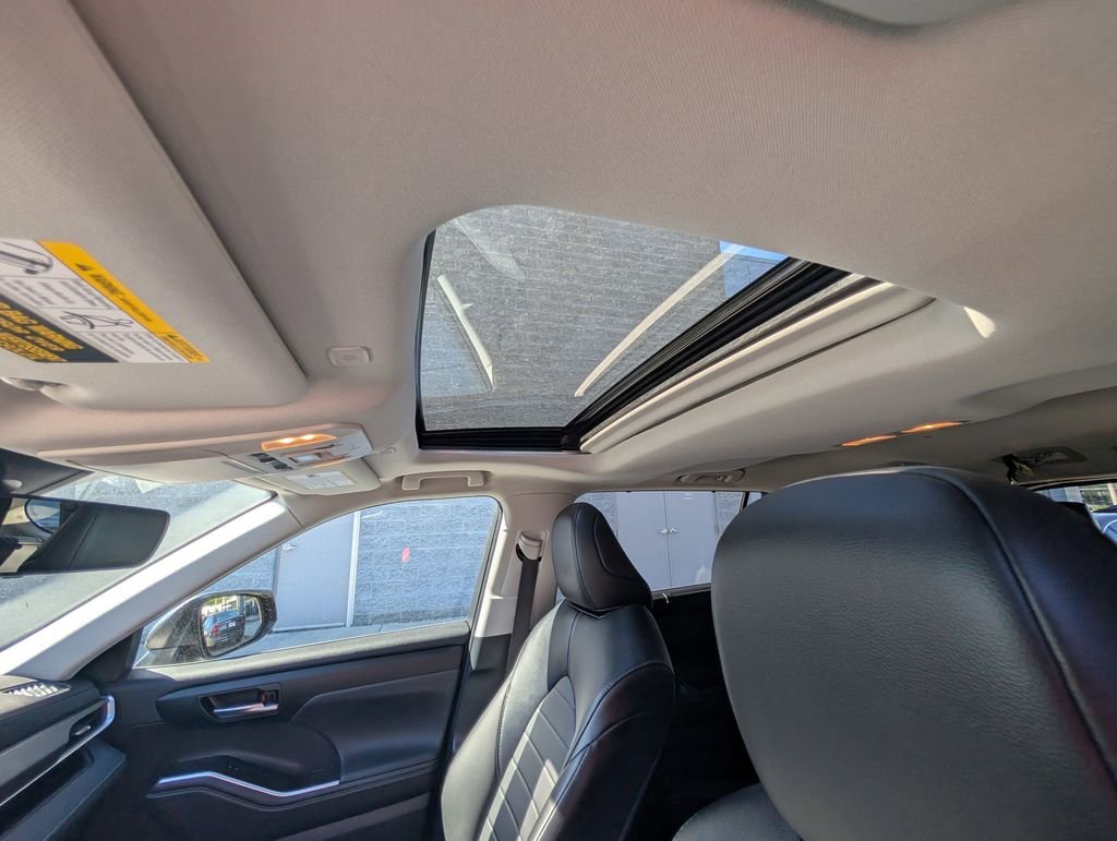 Used 2023 Gray Toyota XLE image 10