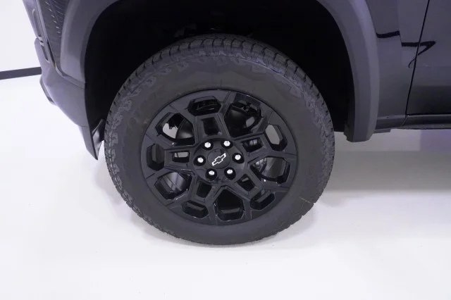 2026 Chevrolet Colorado Trail Boss - Photo 14