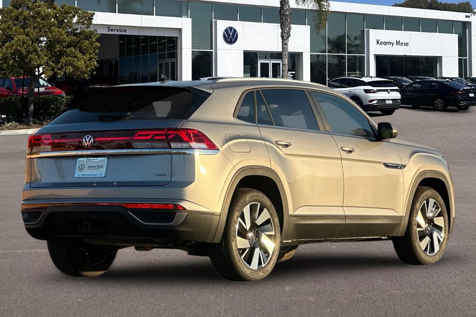 New 2026 Silver Mist Metallic Volkswagen 2.0T SE w/Technology image 4