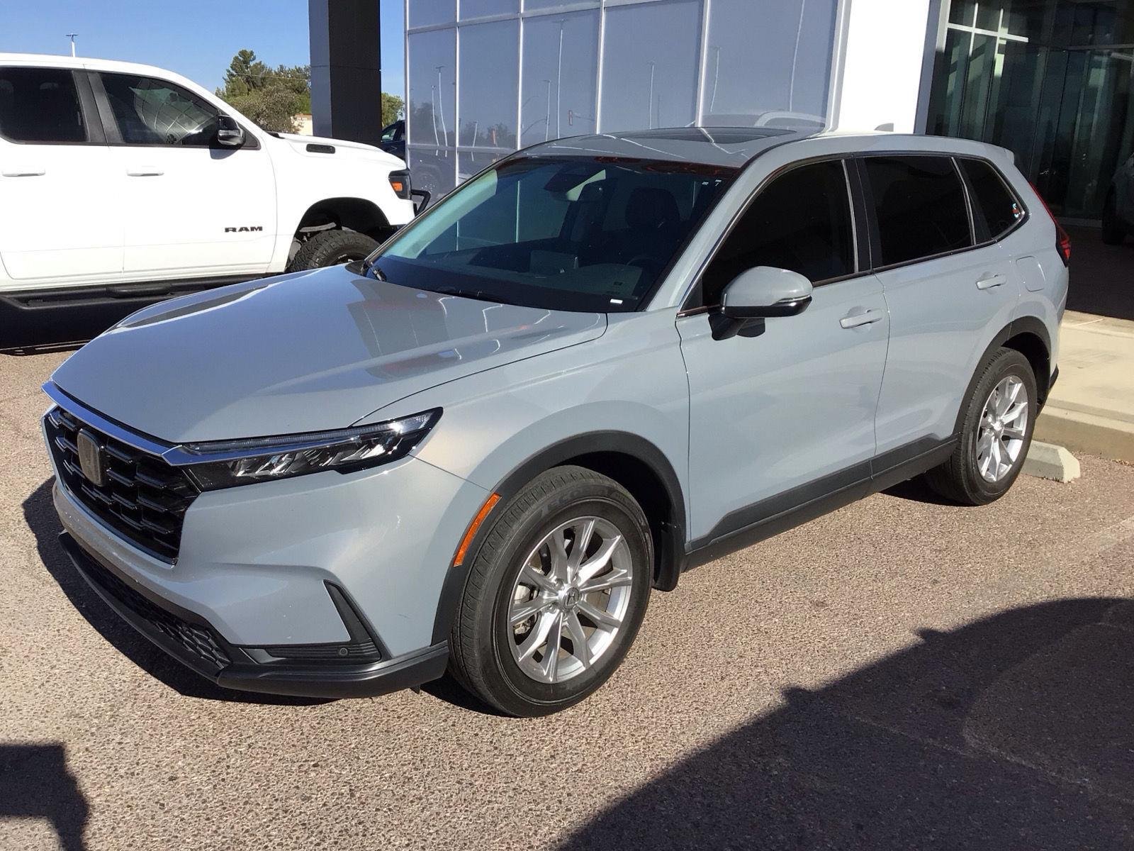 2025 Honda CR-V EX-L AWD's photo
