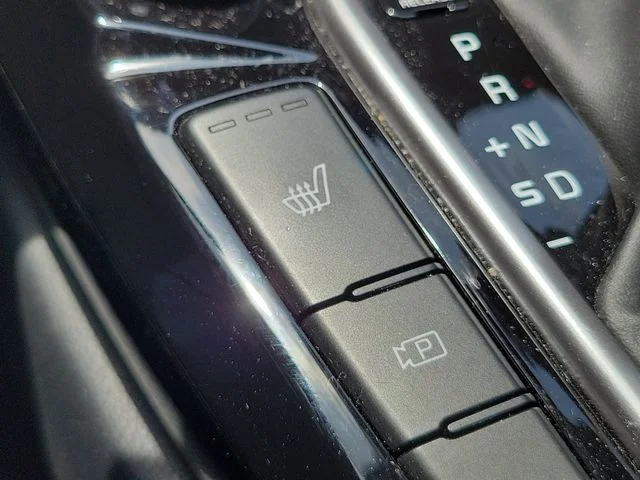 Certified Used 2024 Gray Kia SX image 30