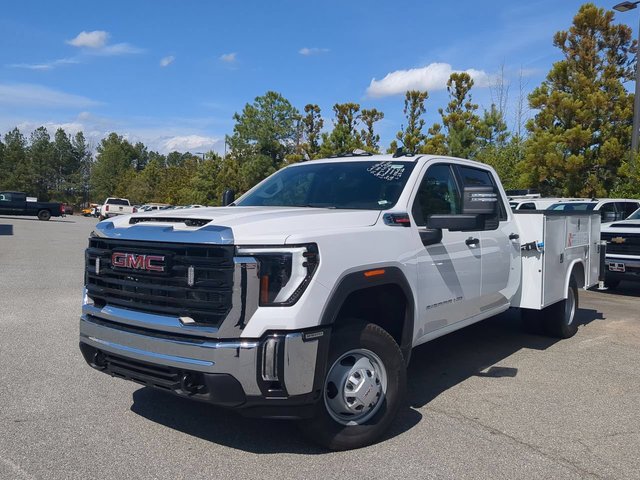 2026 GMC Sierra 3500 HD Chassis Cab Pro