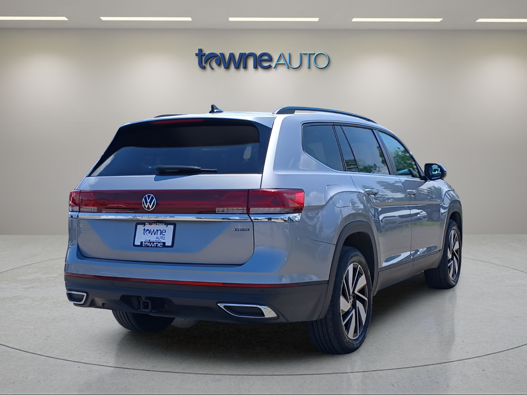 Used 2026 Gray Volkswagen 2.0T SE w/Technology image 5