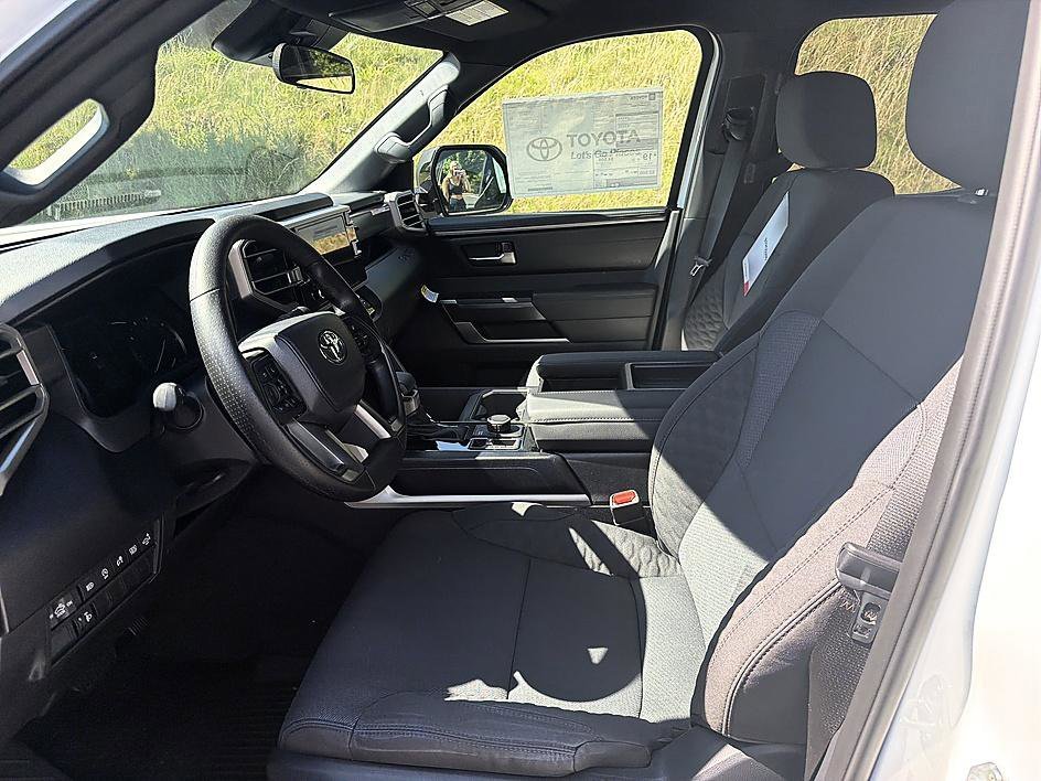 2026 Toyota Tundra SR5 - Photo 13