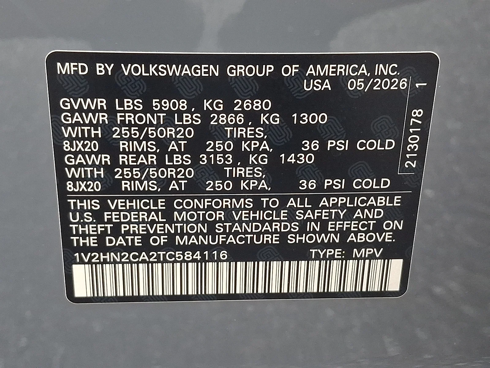 New 2026 Pure Gray - J2J2 Volkswagen SE with Technology image 11