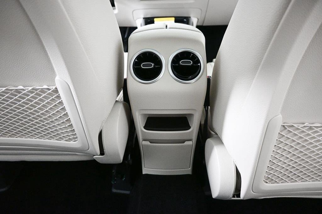 New 2026 Night Black Mercedes-Benz GLB 250 image 19