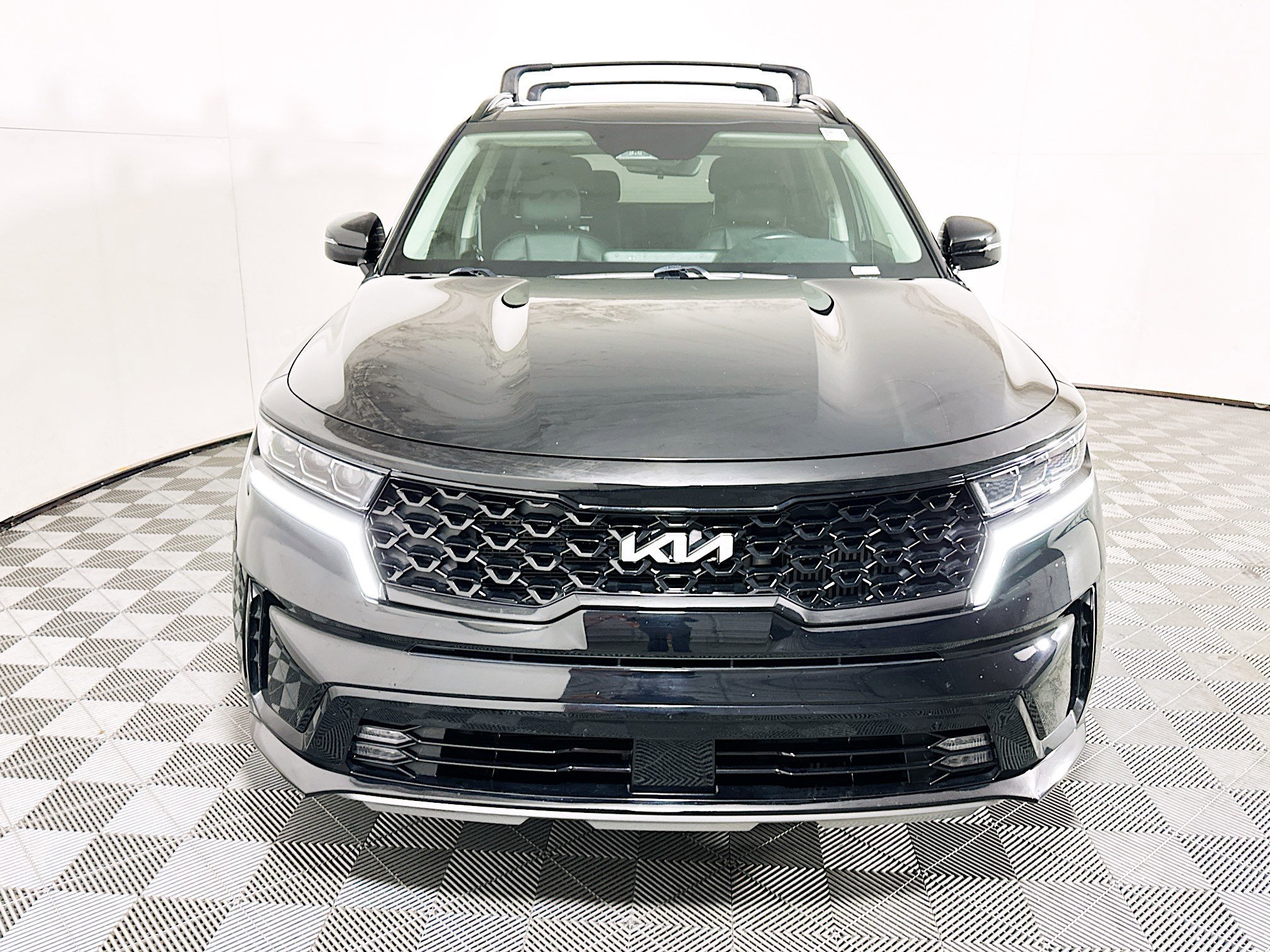 Used 2022 Ebony Black Kia SX image 8