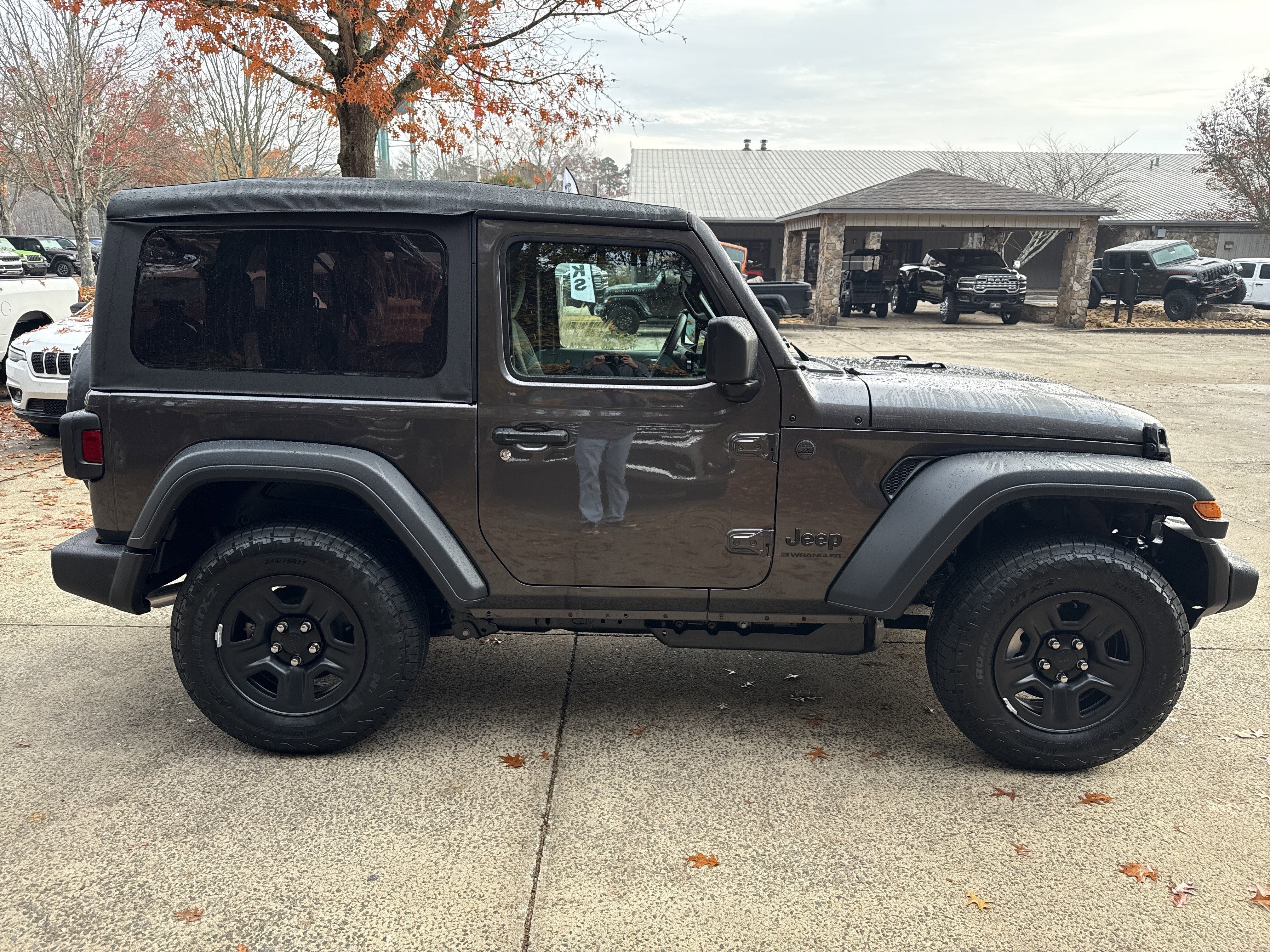 New 2026 Granite Crystal Metallic Clearcoat Jeep Sport image 8