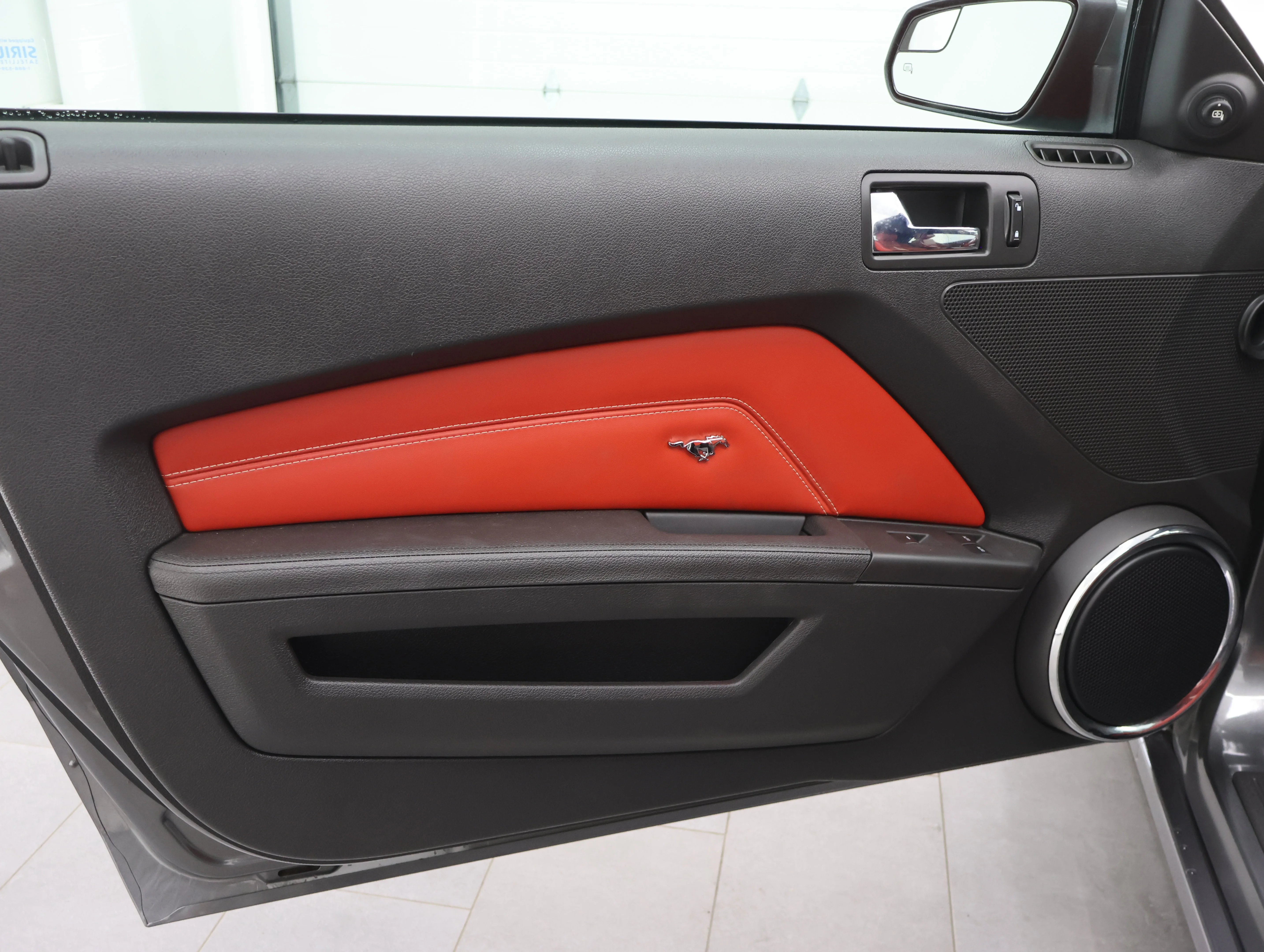 Used 2014 Sterling Gray Metallic Ford GT Premium image 32