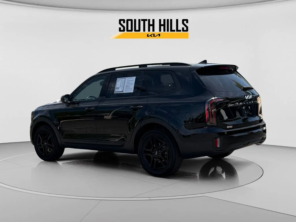 Used 2024 Black Kia EX X-Line image 3