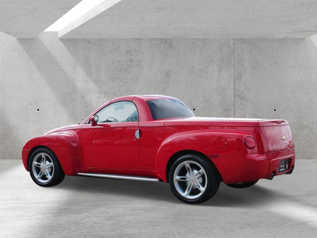 Used 2004 Red Chevrolet Base image 4