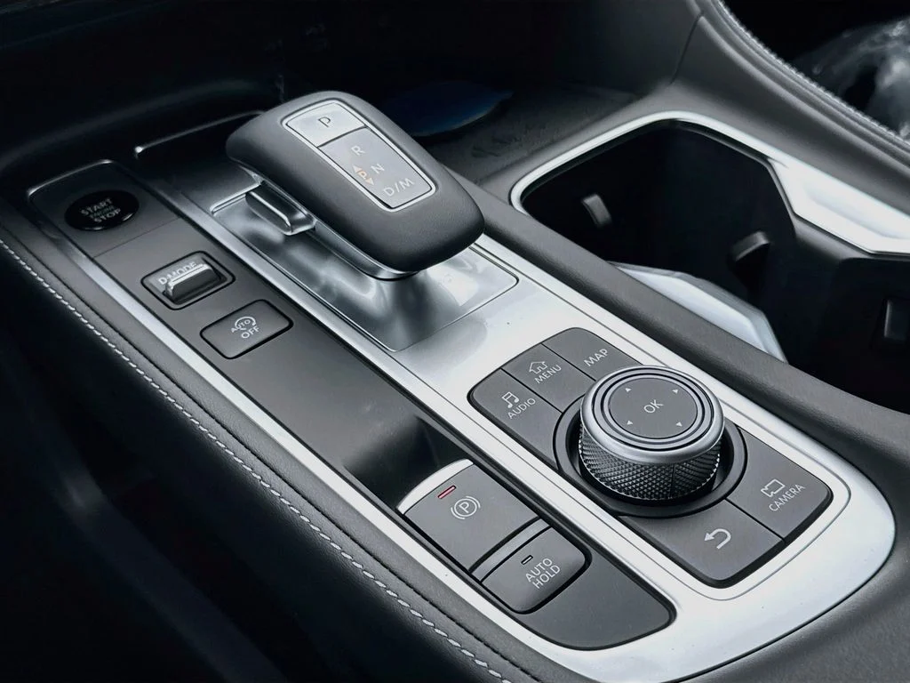 New 2027 GRAPHITE SHADOW INFINITI Sport AWD image 17