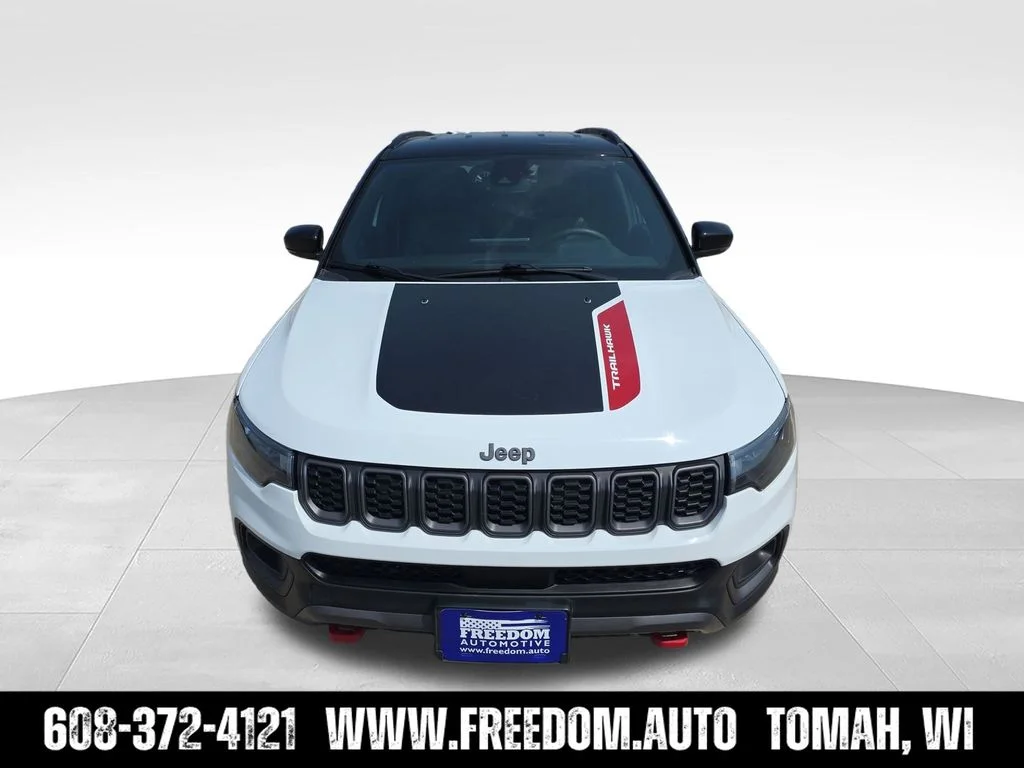 Used 2025 White Jeep Trailhawk image 13