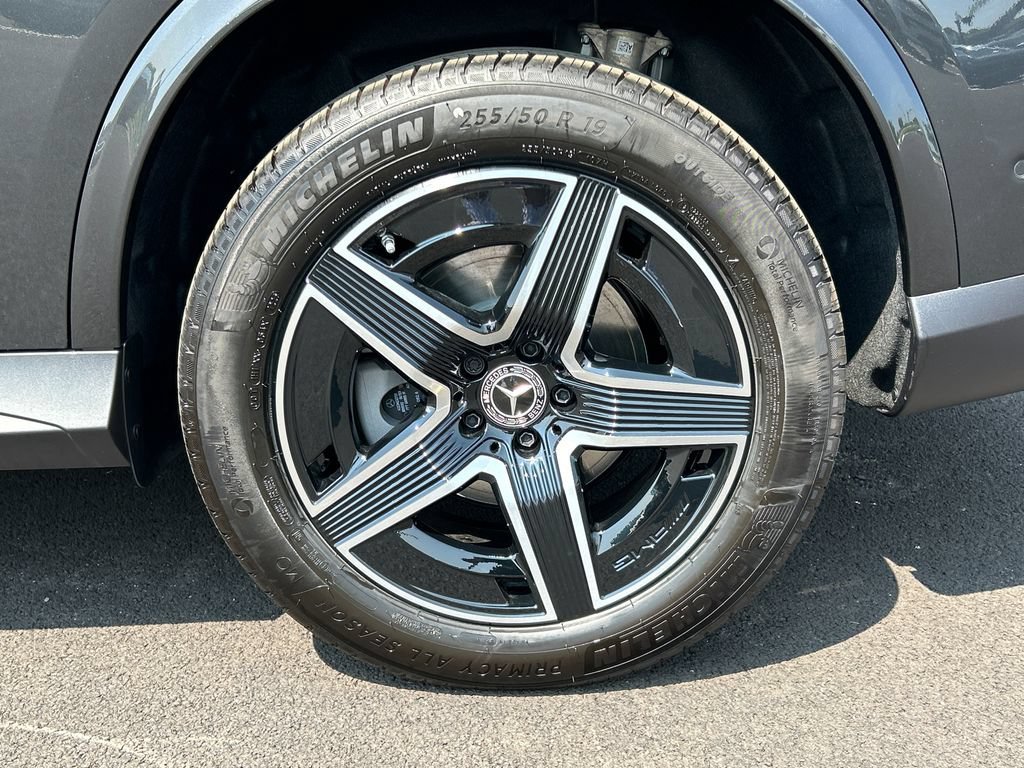 New 2026 Graphite Grey Metallic Mercedes-Benz GLC 300 image 66