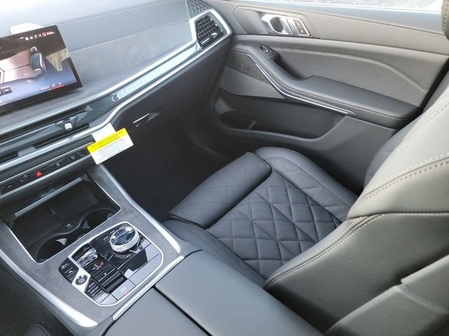 Used 2026 White BMW xDrive40i image 15