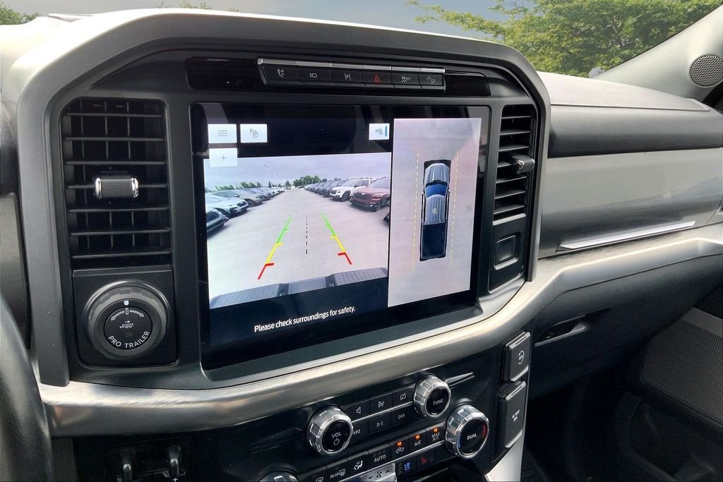 Used 2022 Gray Ford Lariat image 15