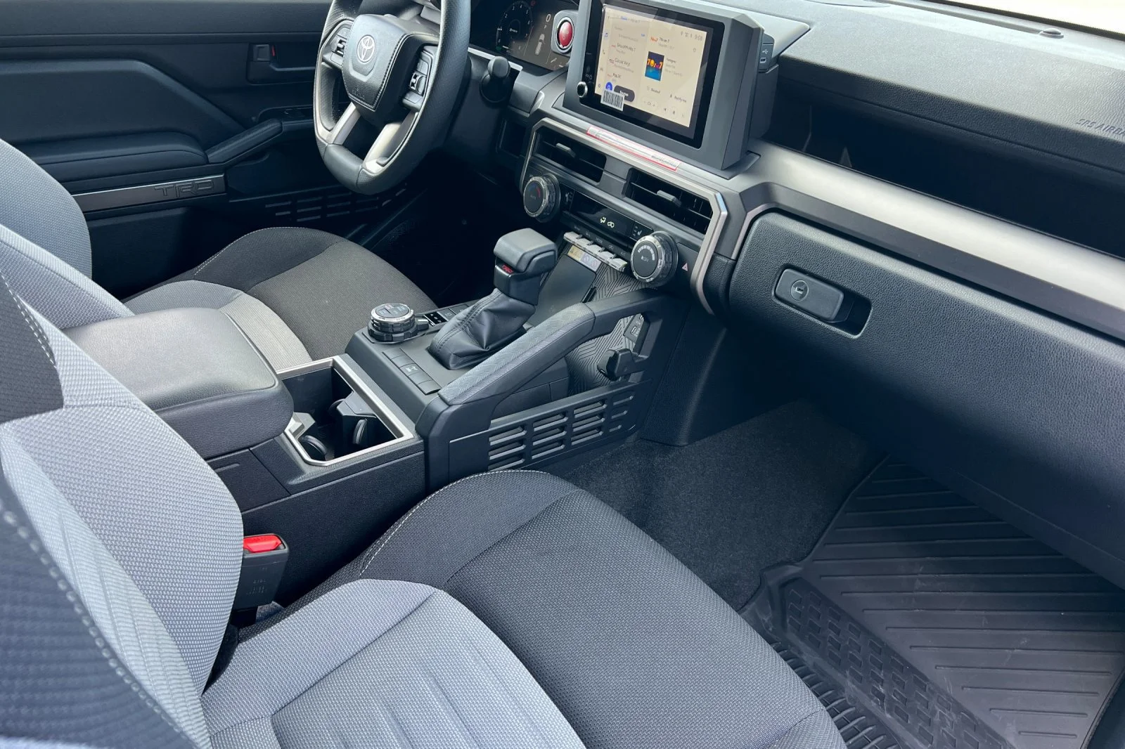2025 Toyota 4Runner TRD Off-Road - Photo 16
