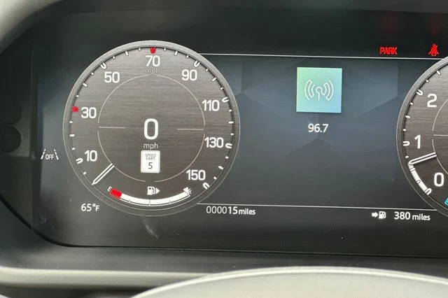 New 2026 Borasco Grey Land Rover X-Dynamic SE image 26