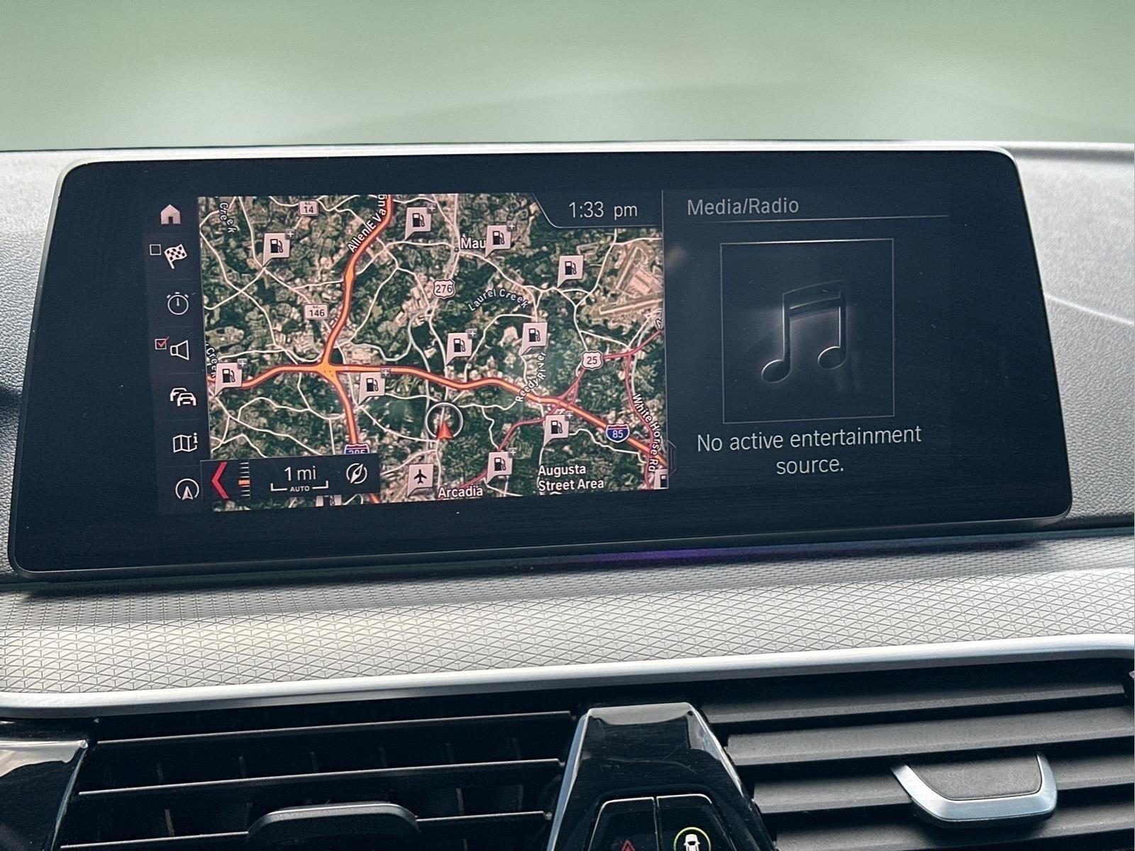 Used 2019 Alpine White BMW 530i image 26