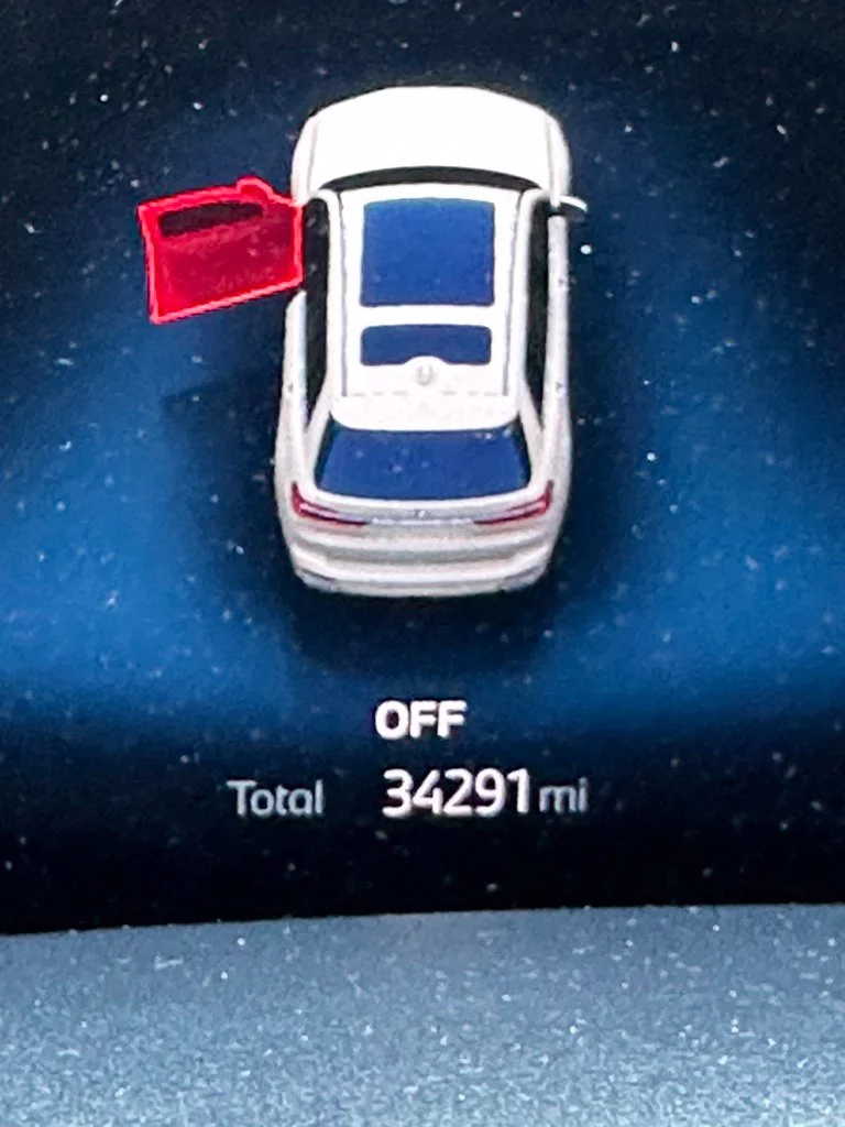 Certified Used 2024 Alpine White BMW xDrive40i image 14