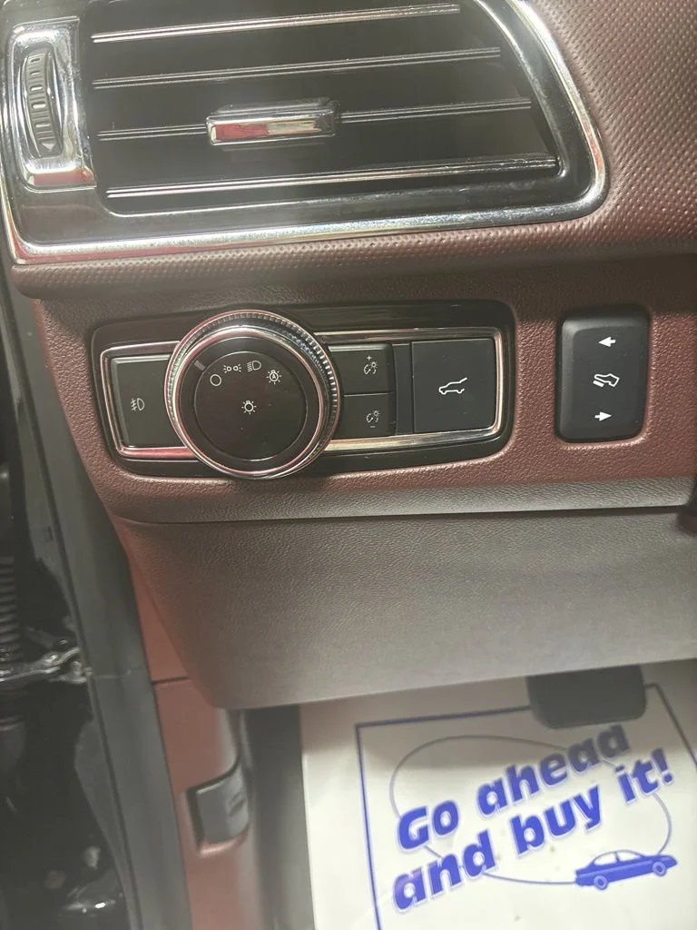 Used 2018 Black Lincoln Black Label image 14