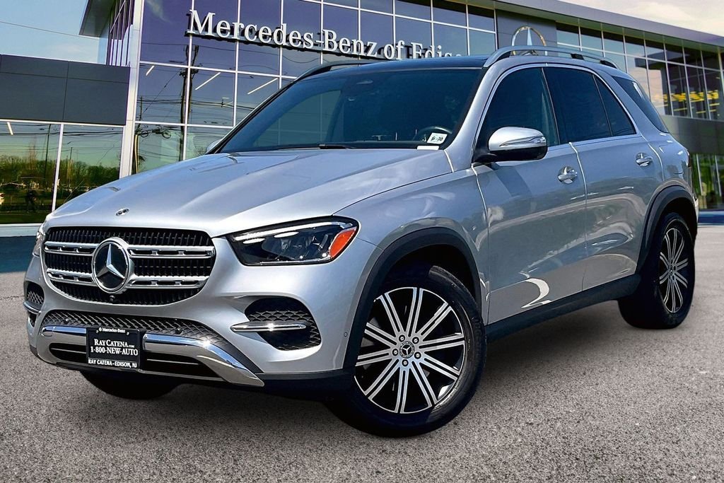 Certified Used 2025 Black Mercedes-Benz GLE 450e image 6