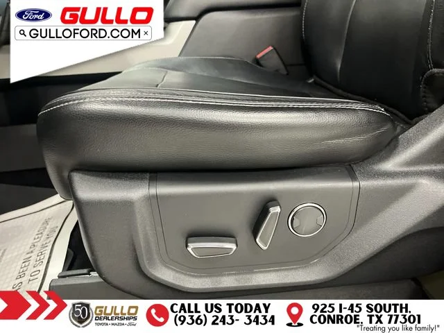 Used 2015 Red Ford Lariat image 22