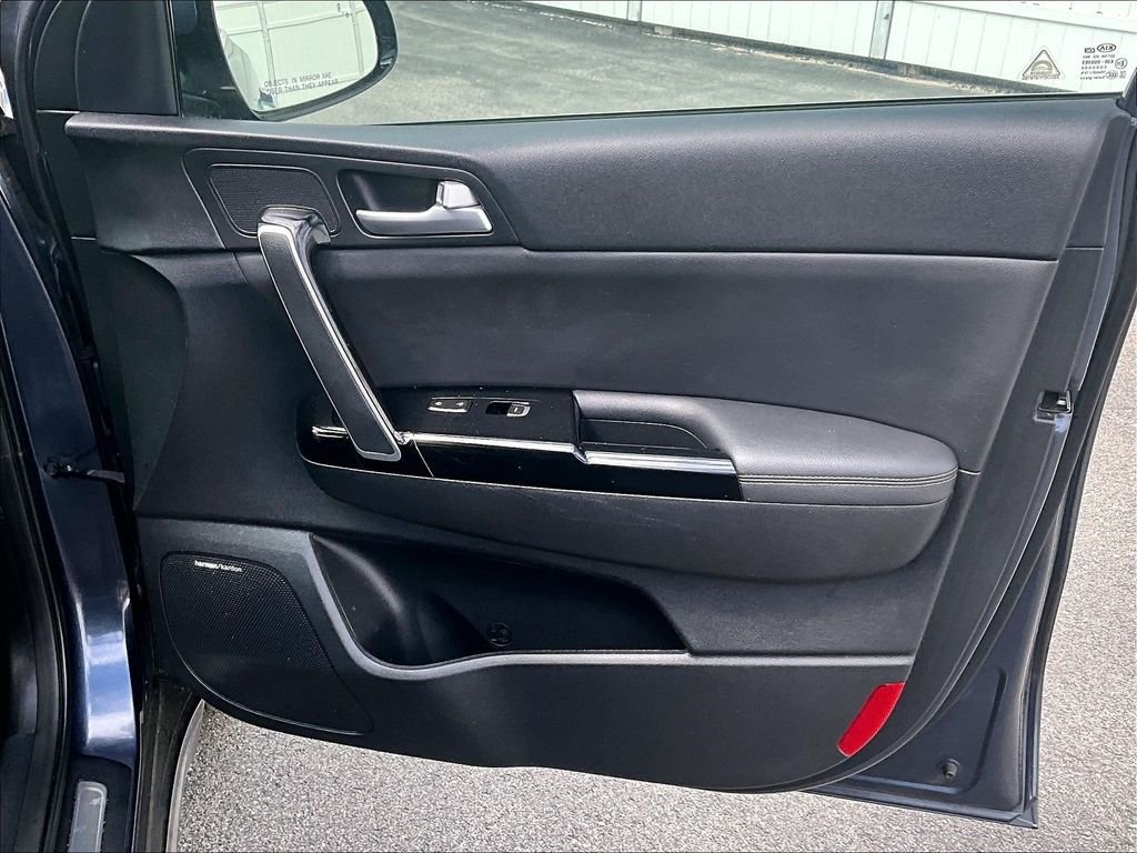 Used 2020 Pacific Blue Kia SX image 12