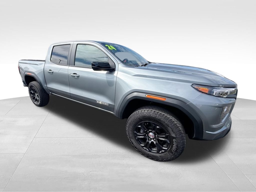 Used 2024 Silver GMC Elevation image 3
