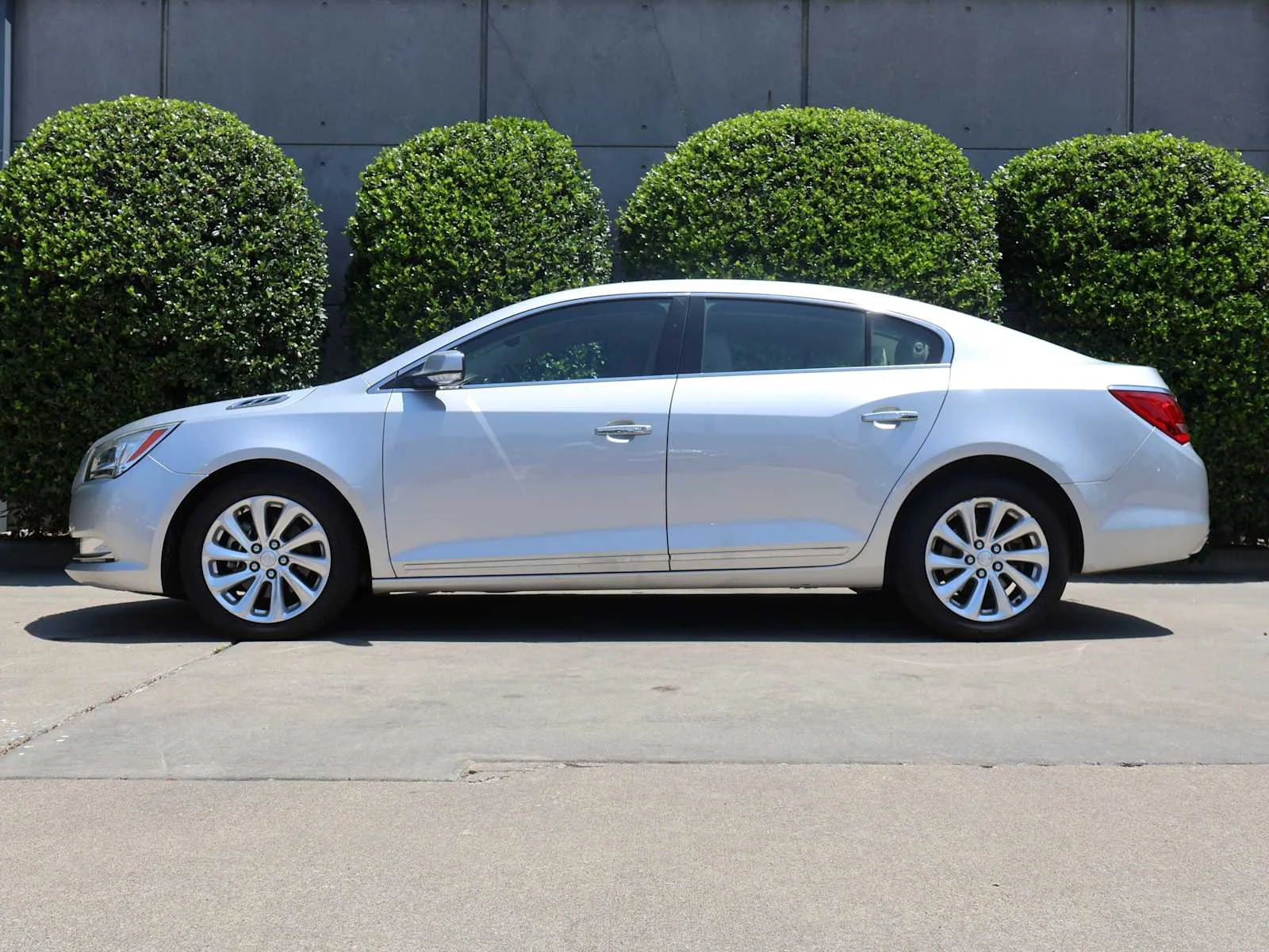 Used 2016 Quicksilver Metallic Buick Leather image 5