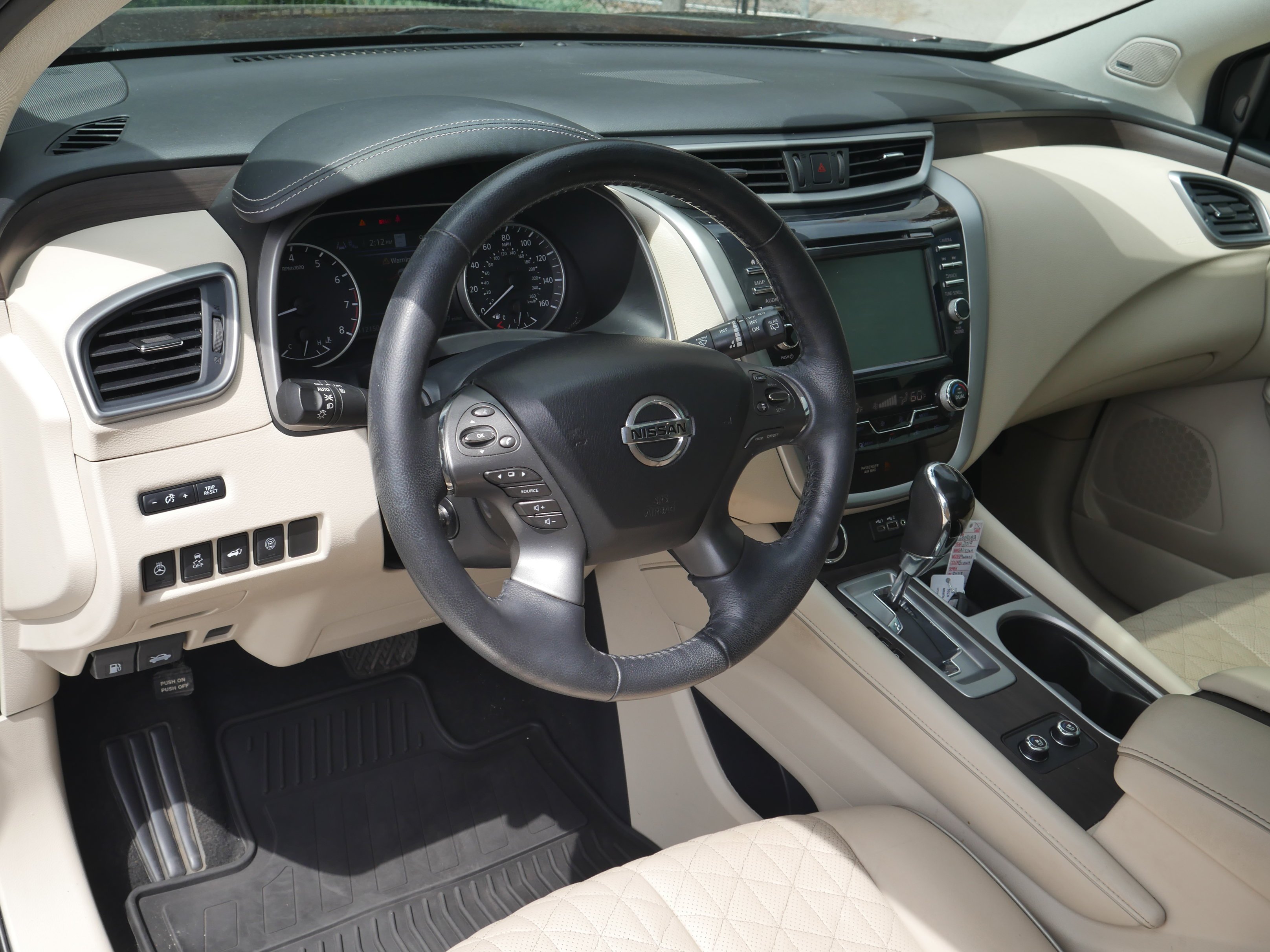 Used 2019 Mocha Almond Pearl Nissan Platinum image 4
